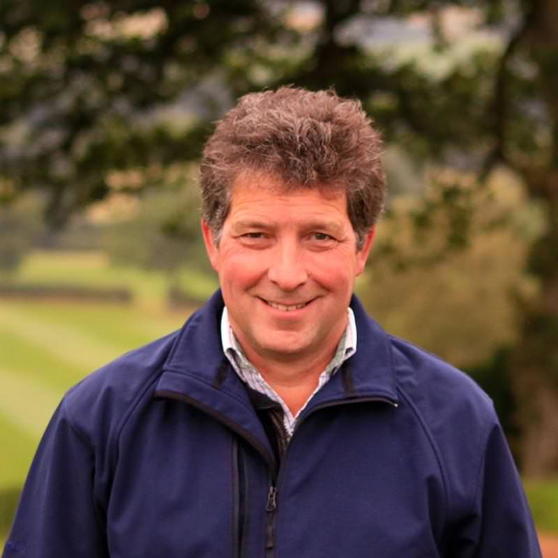 ian-williams-horse-racing-trainer